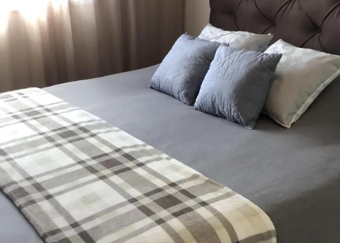 Complete And Spacious With Garage And Swimming Pool Apartamento