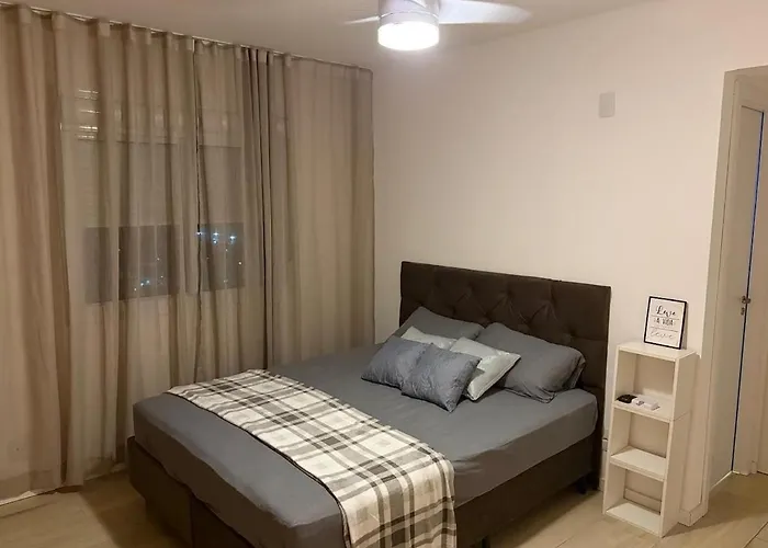 Apartamento Complete And Spacious With Garage And Swimming Pool Porto Alegre