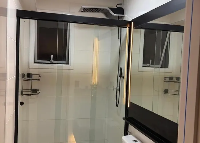 Complete And Spacious With Garage And Swimming Pool *